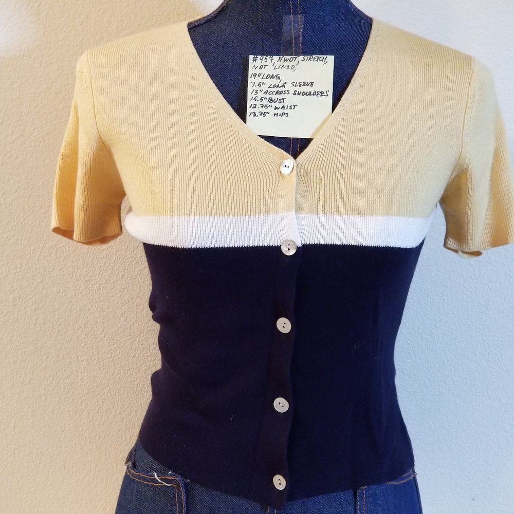 #957 NWOT Takeout NY Cotton Cardigan S MOP buttons